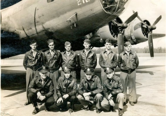 351st_bomber_group_don_mclott-story.jpg