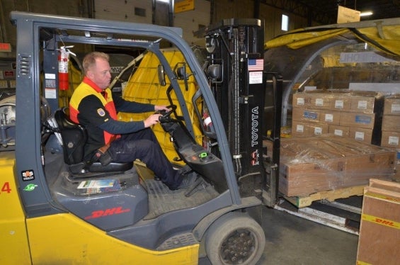 dhlforkliftsized.jpg