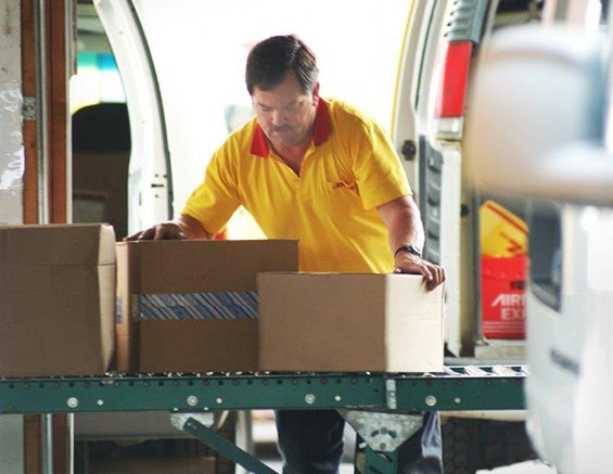 dhlworker