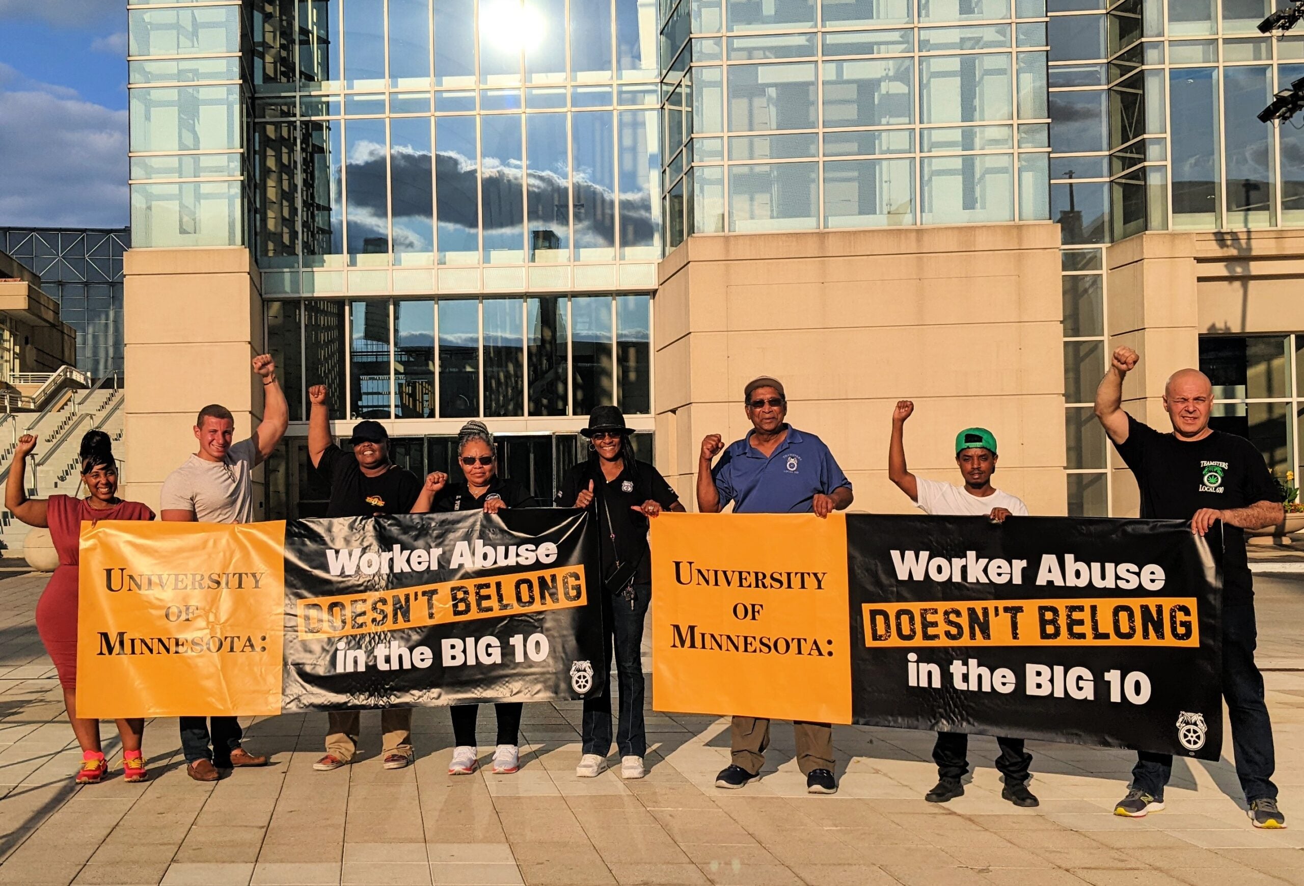 Workers protest outside Minnesota  warehouse