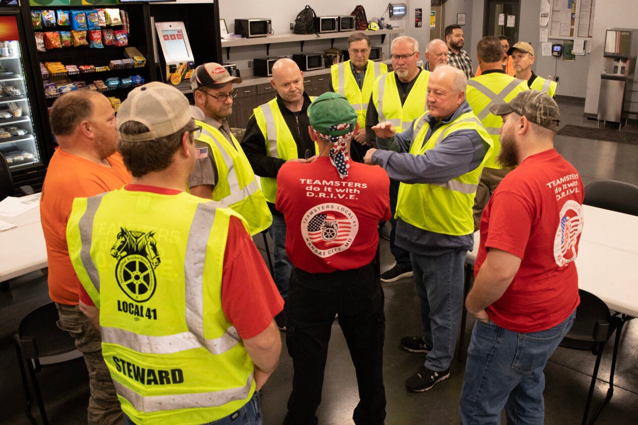 Teamsters Prepare for Major Freight Negotiations with TForce, ABF