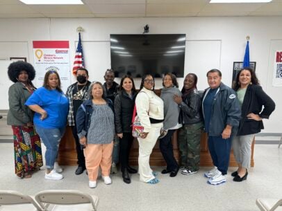 LA MV Transportation LU572