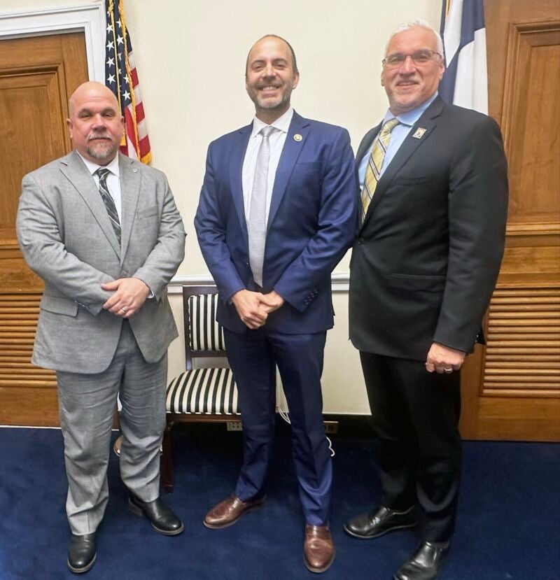 Image for the Tweet beginning: The Teamsters Rail Conference applauds